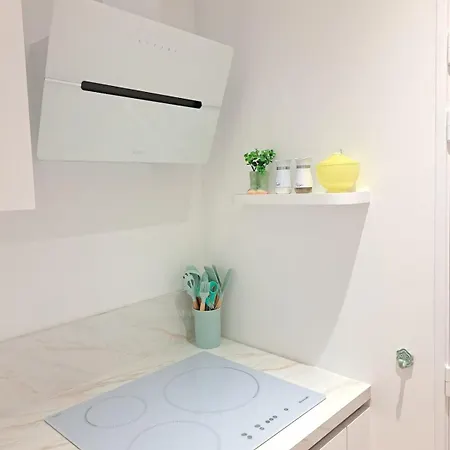 Apartment Au Detour Des Sacres -hypercentre-boulingrin