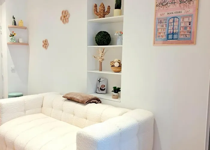 Au Detour Des Sacres -hypercentre-boulingrin Reims